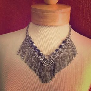 Silver fringe necklace|Modern style